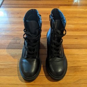 Women's size 9 black combat boots